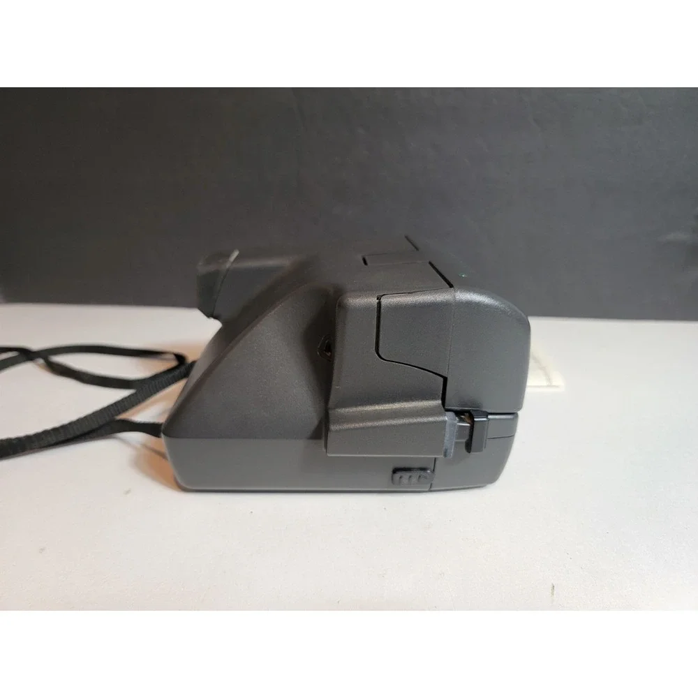 Vintage Polaroid Camera Original One Step Instant Film Close Up Tested Working